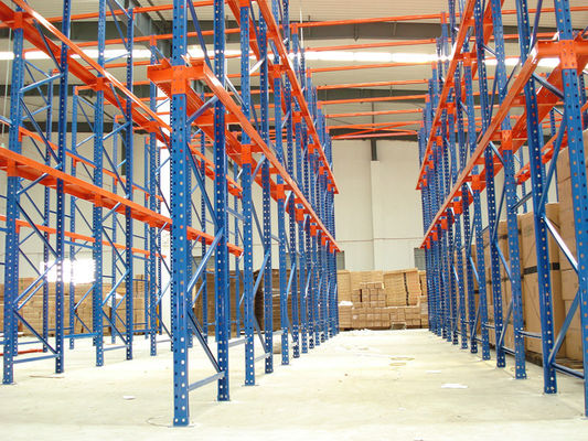 Resistente Movimentação-Através do racking da pálete, sistema do racking do armazenamento